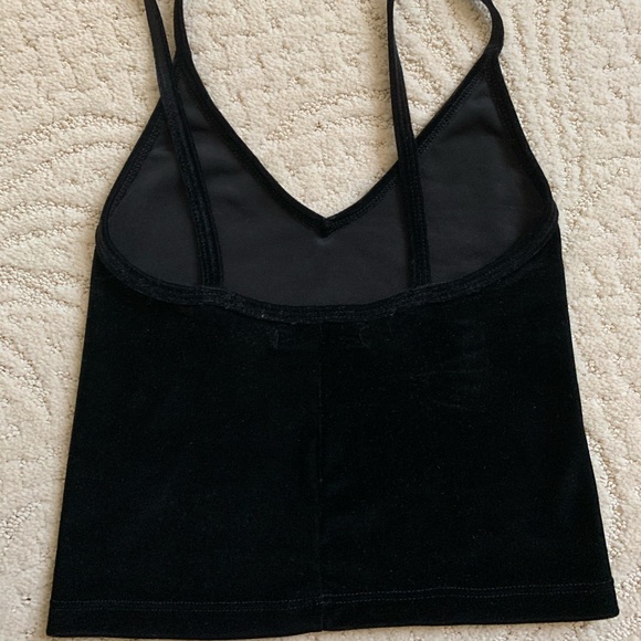 Black velvet crop top - Picture 2 of 3
